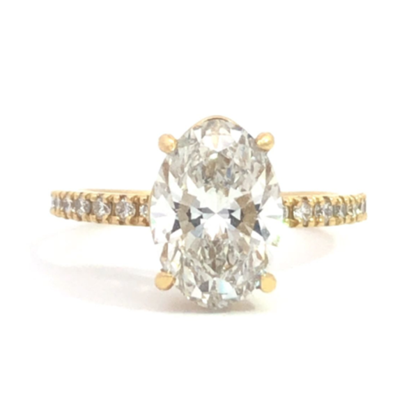 Marquise Solitaire with Side Stones For Discount